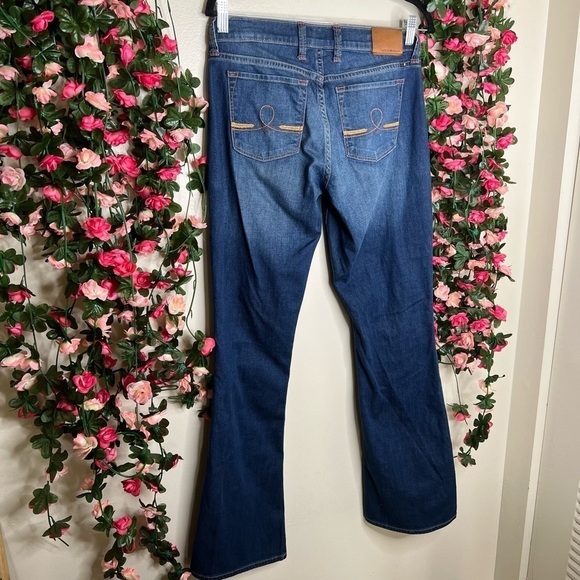 🌹Lucky Brand Medium Wash Blue Sofia Boot Jeans Women’s Denim 6/28 Reg Inseam - Picture 4 of 7